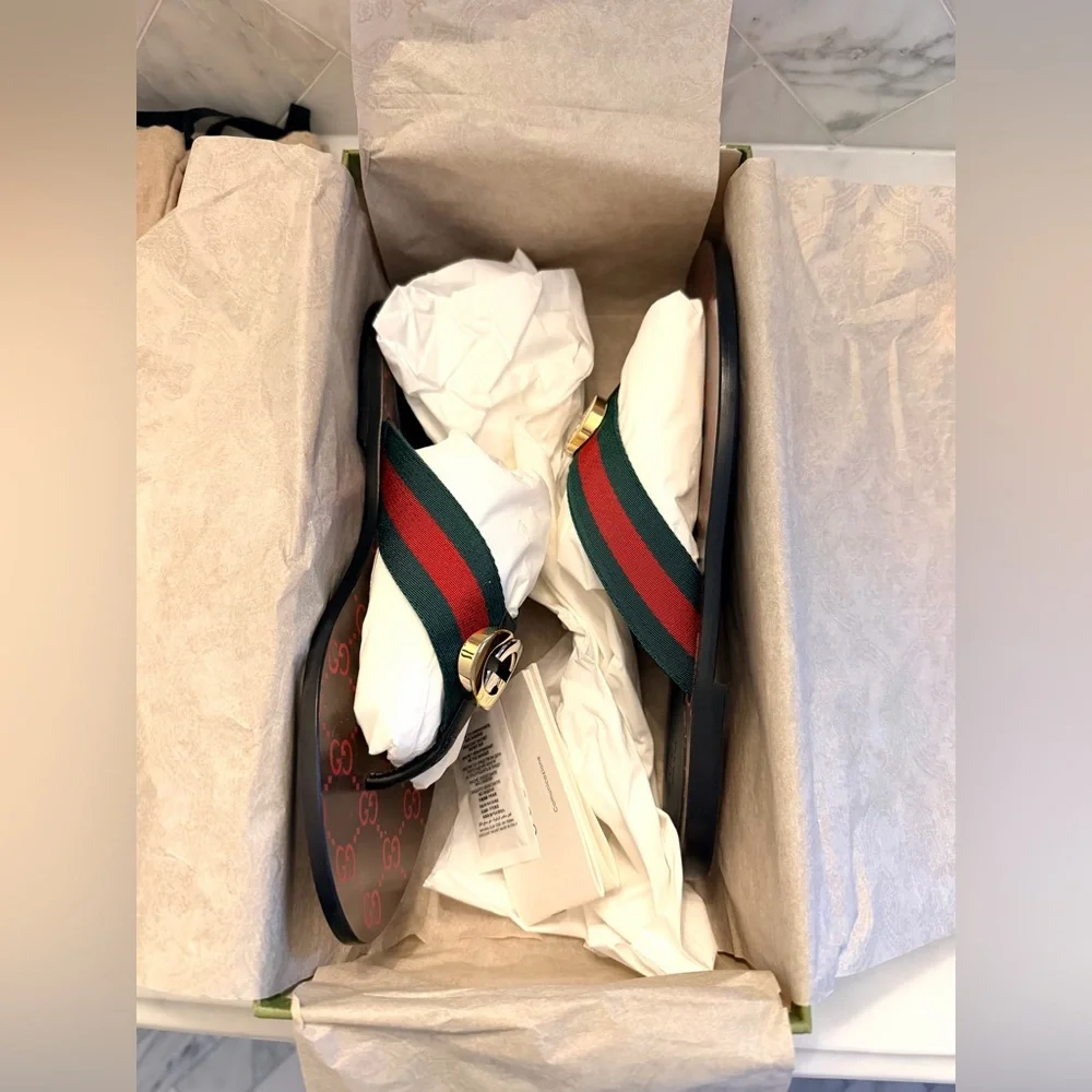 NIB Gucci GG Web-Strip Thong Sandals with Green-Red Strap & Mixes GG Metals - Picture 5 of 6